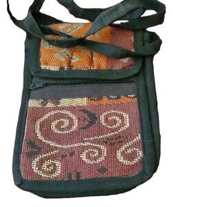 NWOT Mexico Crossbody Horse Hook and Loop Closure Zip Pocket Black  Uni-sex